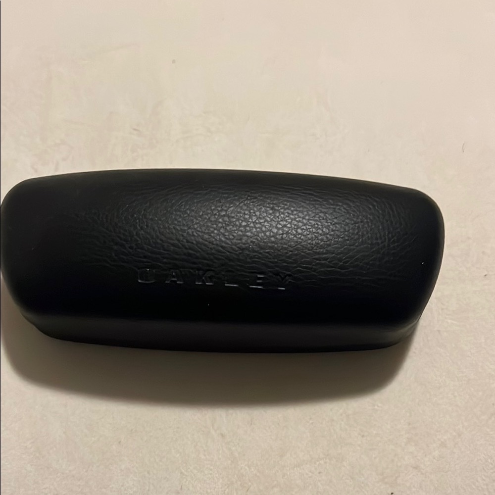 Oakley Midnight Black Eyewear Case